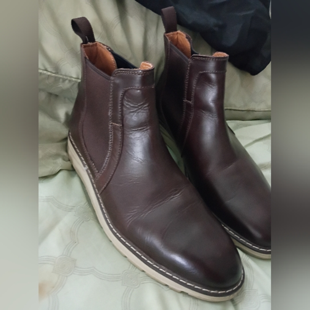 Men's Dark Brown Chukka Boots with Comfort Sole